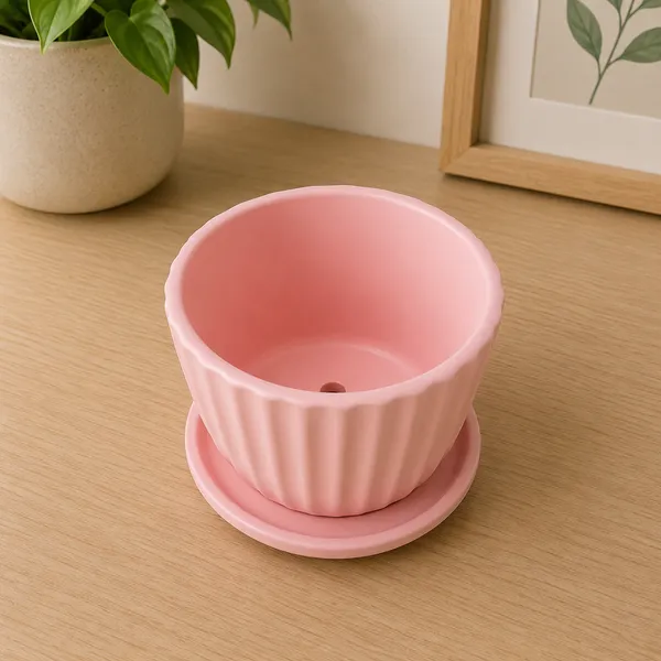 Ceramic_Ribbed_Plant_Pot_With_Saucer