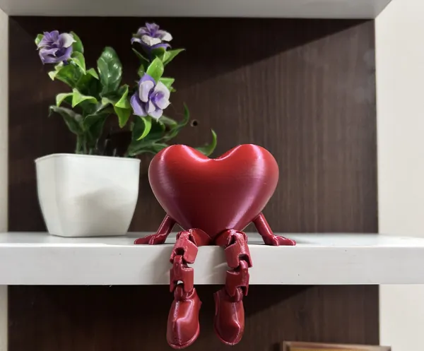 PartPixels_Sitting_Heart_Cute_Shelf_Decoration_Showpiece