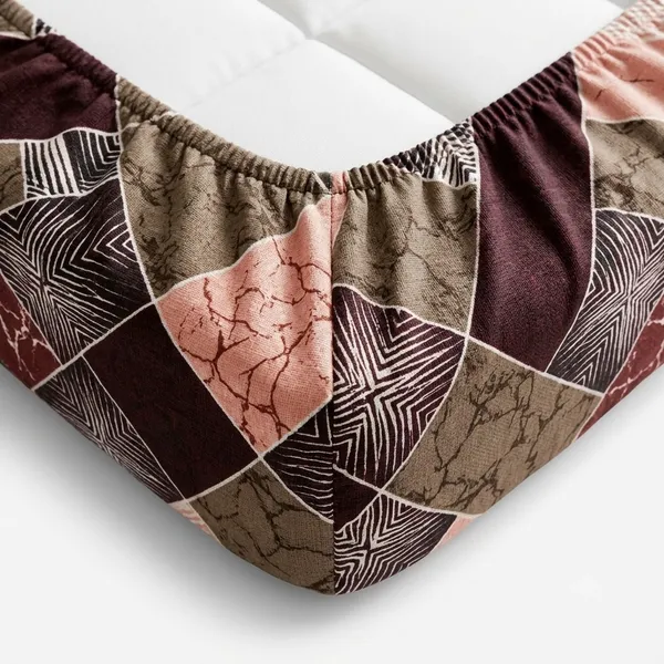 Brown_Geometric_Elastic_Fitted_Woolen_Winter_King_size_Bedsheet_with_Pillow_cover
