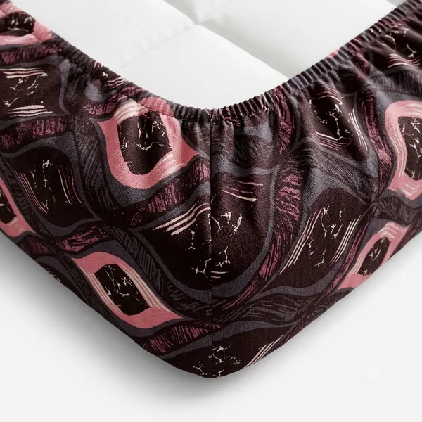 Abstract_Printed_Elastic_Fitted_Woolen_Winter_King_size_Bedsheet_with_Pillow_cover
