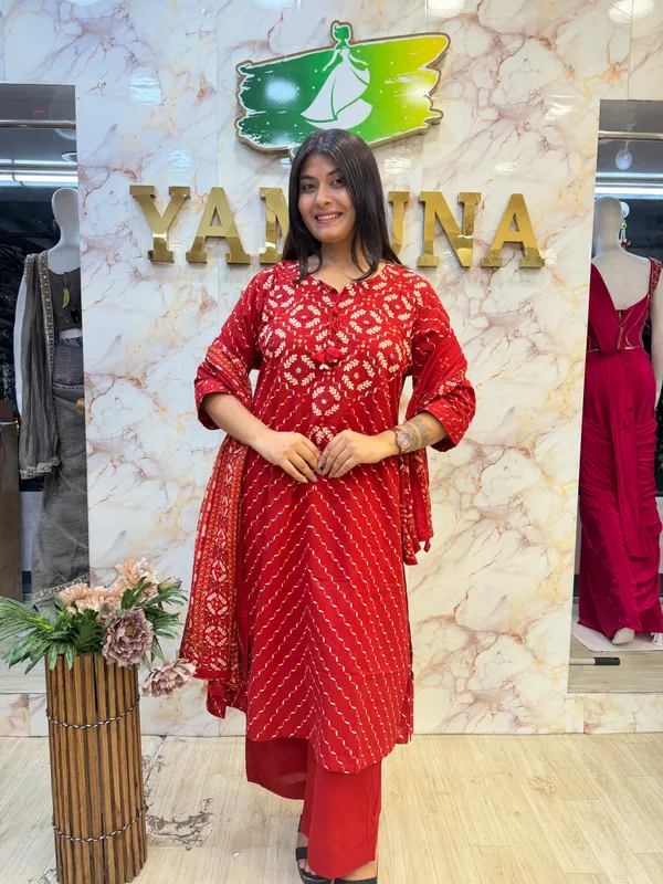 Red_Printed_Straight_Kurta_Pant_Set_for_Women