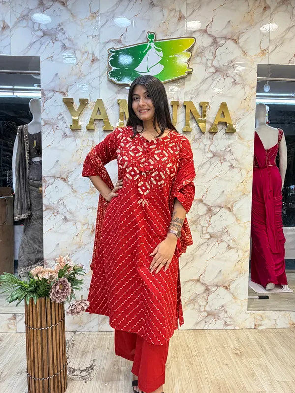 Red_Printed_Straight_Kurta_Pant_Set_for_Women