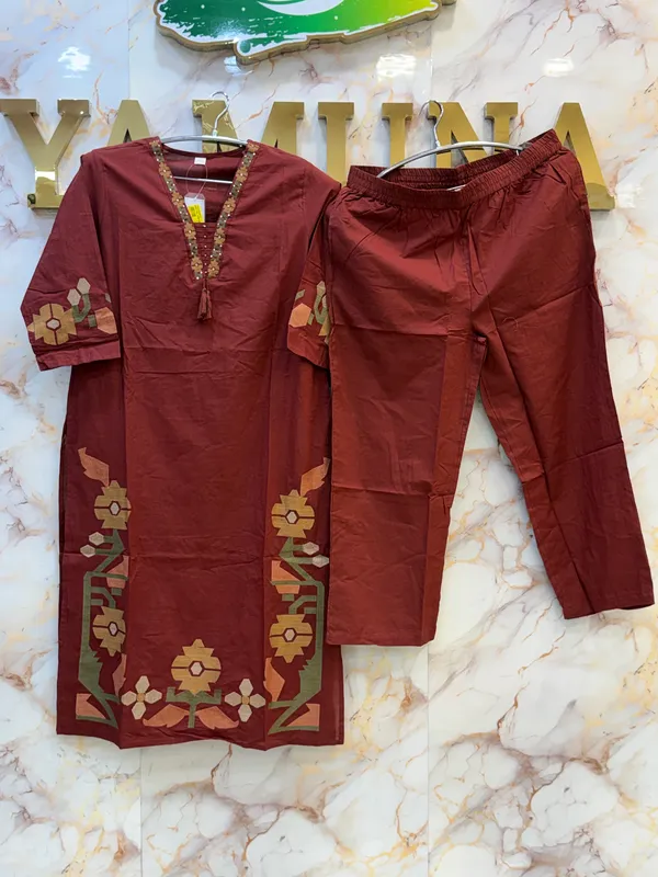 Maroon_Printed_Straight_Kurta_Pant_Set_for_Women