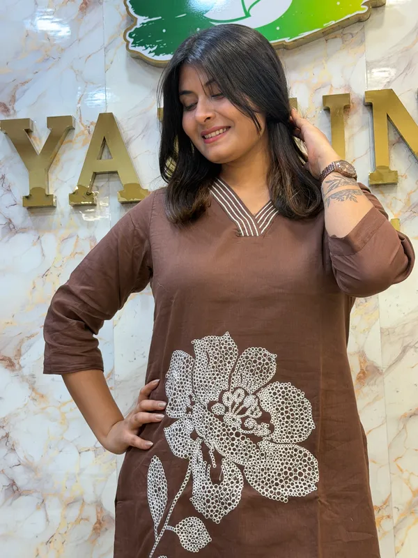Brown_Straight_Fit_Kurta_Pant_Set_For_Women