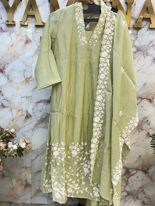 Green_Embroidered_Kurta_Set_With_Dupatta_for_Women