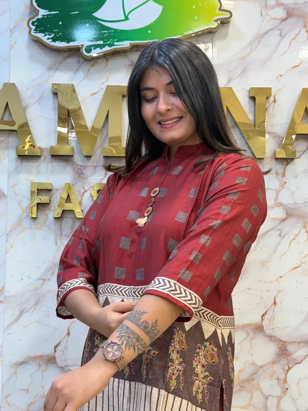 Maroon_Printed_Straight_Kurta_Set_for_Women