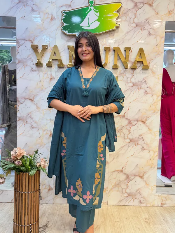 Teal_Printed_Straight_Kurta_Set_for_Women