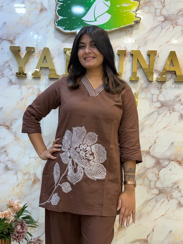 Brown_Straight_Fit_Kurta_Pant_Set_For_Women