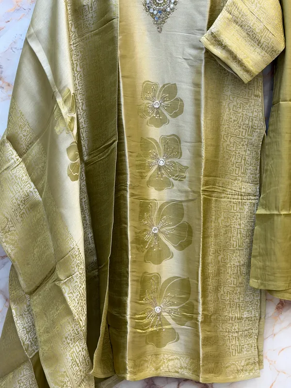 Olive_Glossy_Printed_Embellished_Kurta_Set_for_Women