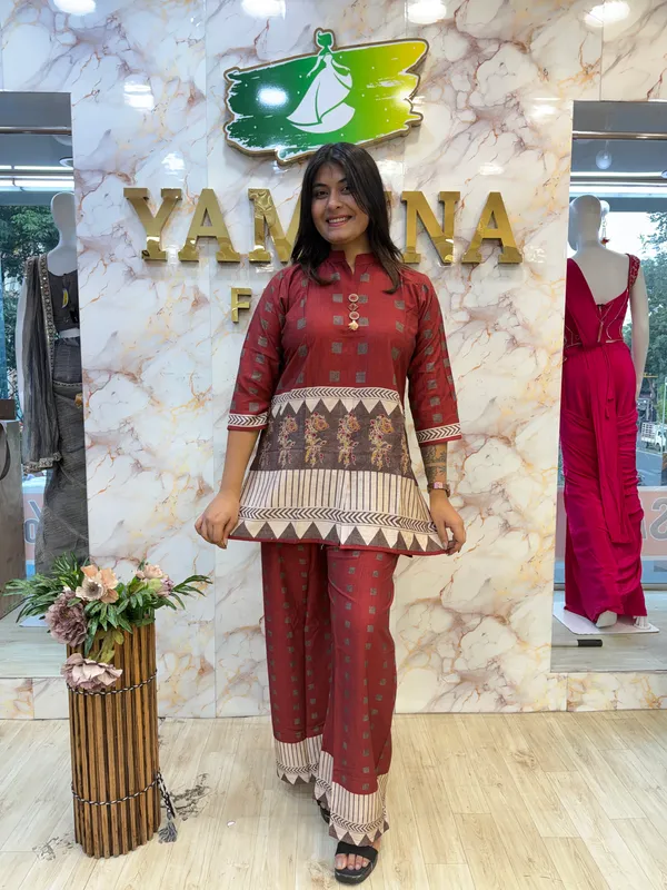 Maroon_Printed_Straight_Kurta_Set_for_Women