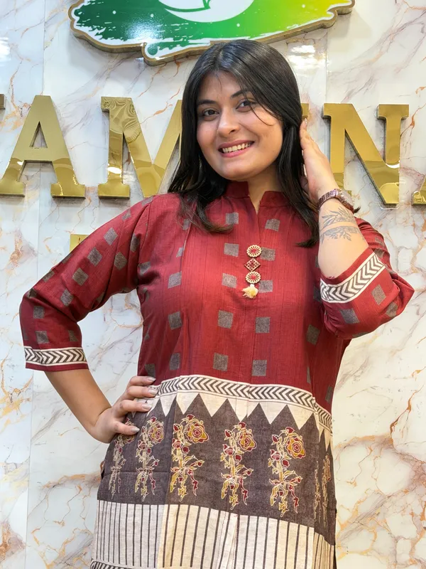 Maroon_Printed_Straight_Kurta_Set_for_Women
