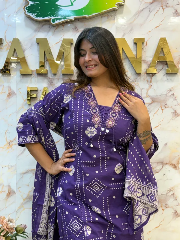 Purple_Printed_Straight_Kurta_Set_With_Dupatta_For_Women