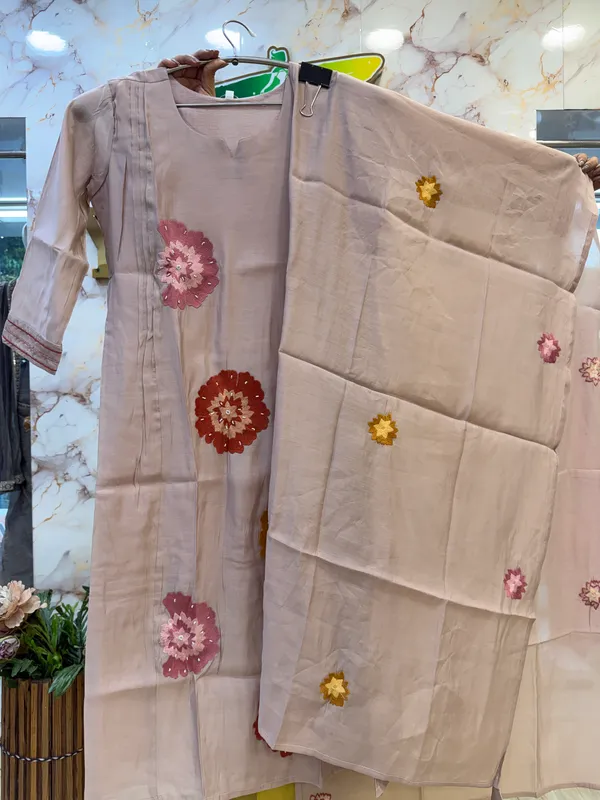 Beige_Floral_Embroidered_Straight_Kurta_Set_for_Women