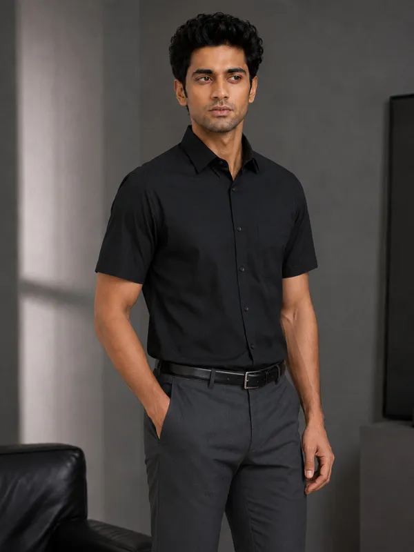 Half_Sleeve_Paper_Cotton_Black_Shirt_For_Men