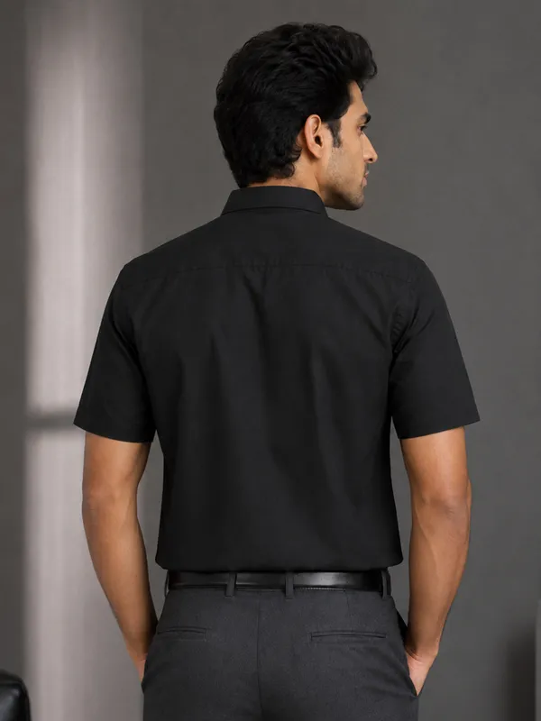 Half_Sleeve_Paper_Cotton_Black_Shirt_For_Men