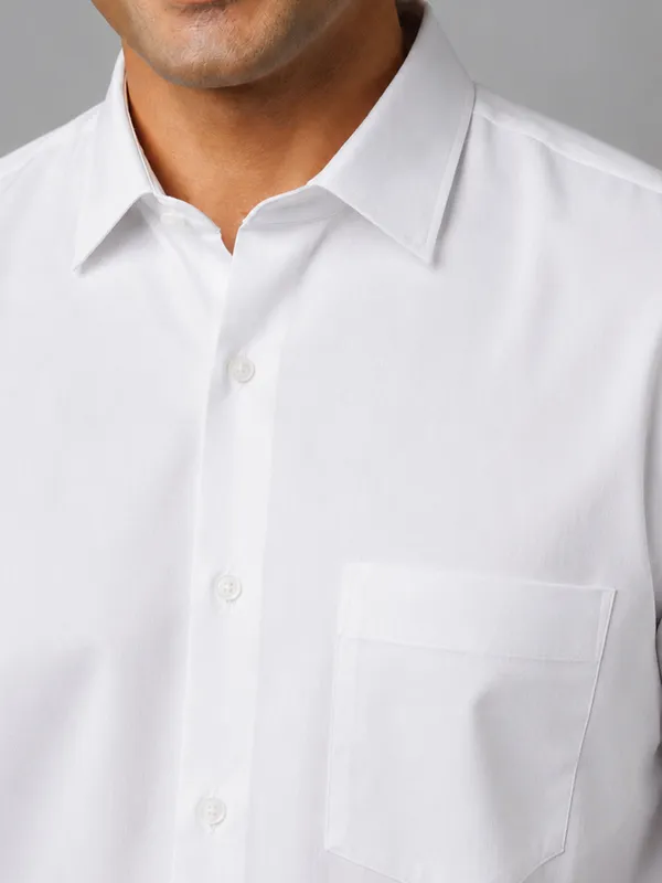 Half_Sleeve_Paper_Cotton_White_Shirt_For_Men