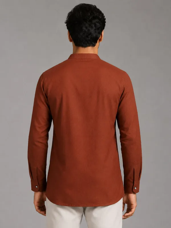 Urban_Fit_Orange_Short_Linen_Kurta_For_Men