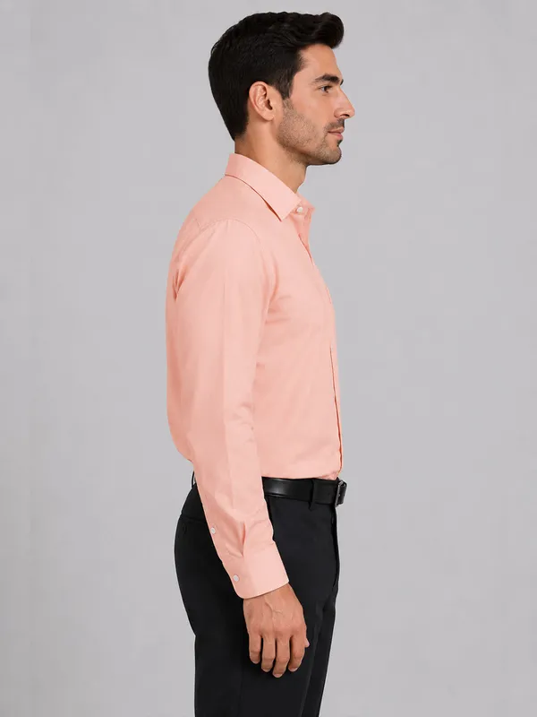 Peach_Formal_Oxford_Cotton_Shirt_For_Men