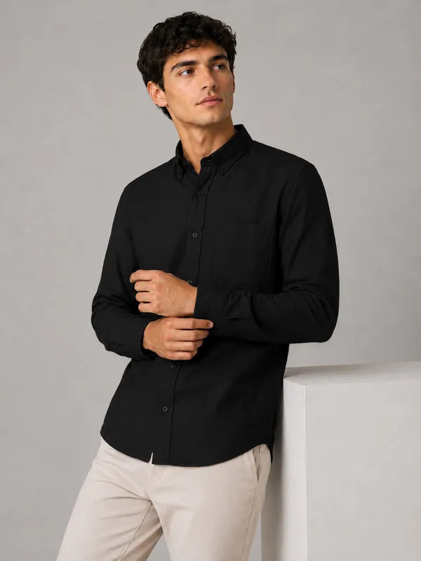 Black_Linear_Linen_Shirt