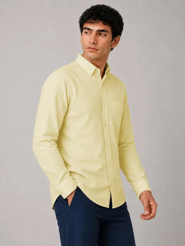 Soft_Lemon_Linear_Linen_Shirt