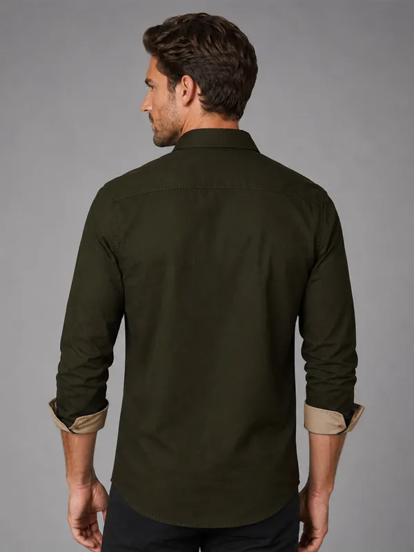 New_Cargo_Style_Bottle_Green_Shirt