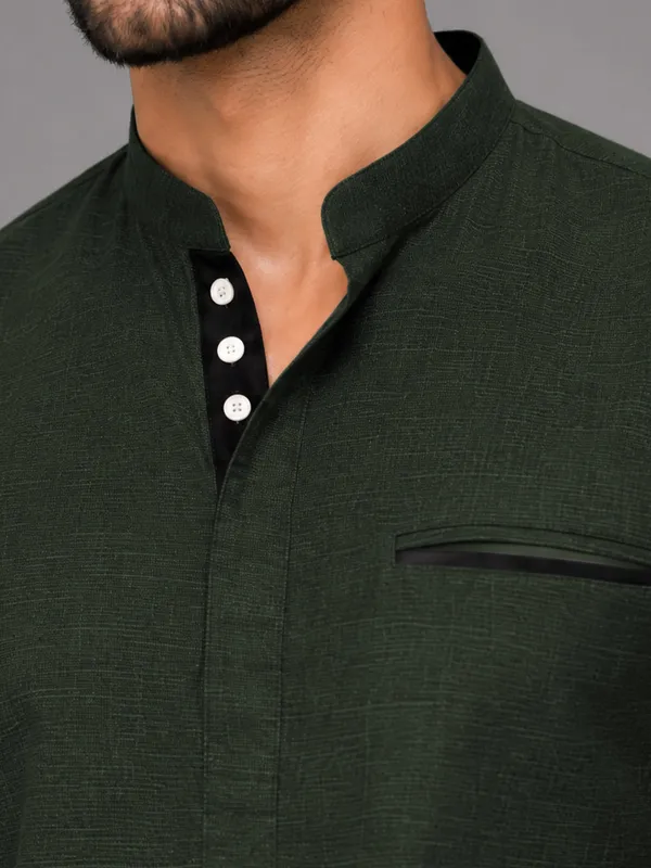 Pack_Of_2_Urban_Fit_Bottle_Green_Cream_Short_Linen_Kurta_For_Men