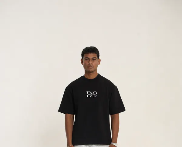 Oversize_Unisex_T_Shirt_Sweating_Sins
