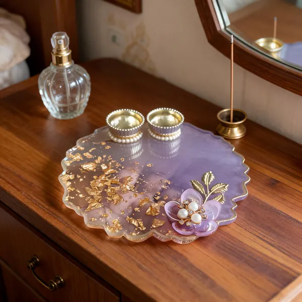 Resin_Floral_Gold_Leaf_Decorative_Round_Tray