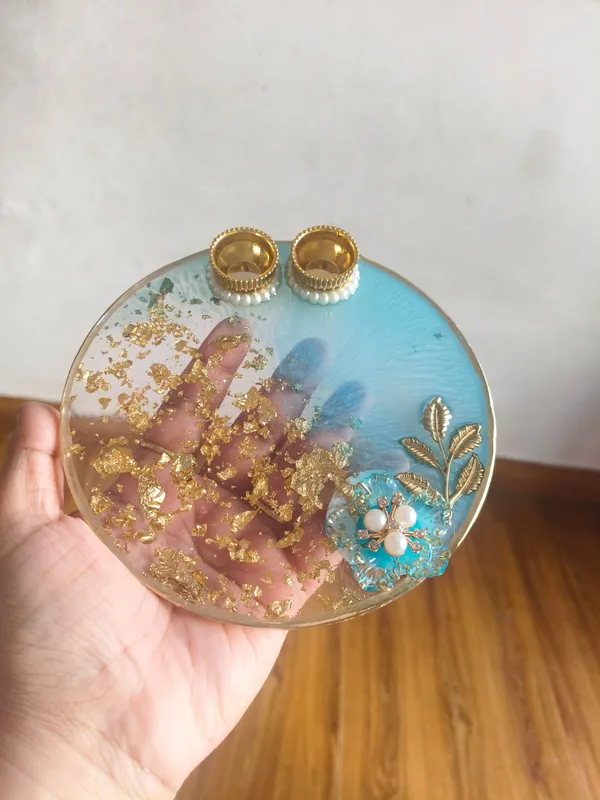 Resin_Floral_Art_Double_Candle_Holder