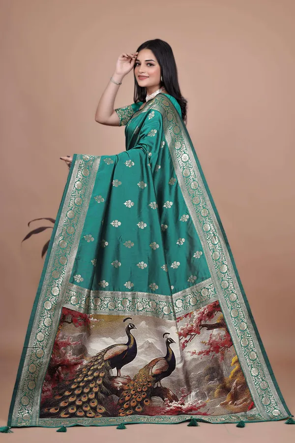 Emerald_Green_Banarasi_Silk_Saree_with_Golden_Zari_&_Peacock_Pallu_|_Wedding,_Festive_&_Traditional_Wear