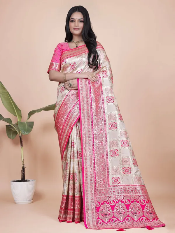 Cream_&_Pink_Banarasi_Silk_Saree_with_Silver_Zari_|_Wedding,_Party_&_Traditional_Wear_|_Elegant_Banarasi_Saree_with_Contrast_Pallu