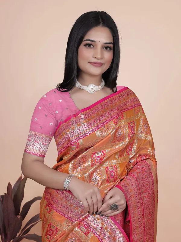 Orange_&_Pink_Banarasi_Silk_Saree_with_Silver_Zari_|_Wedding_&_Festive_Saree_|_Traditional_Banarasi_Saree_with_Rich_Contrast_Pallu