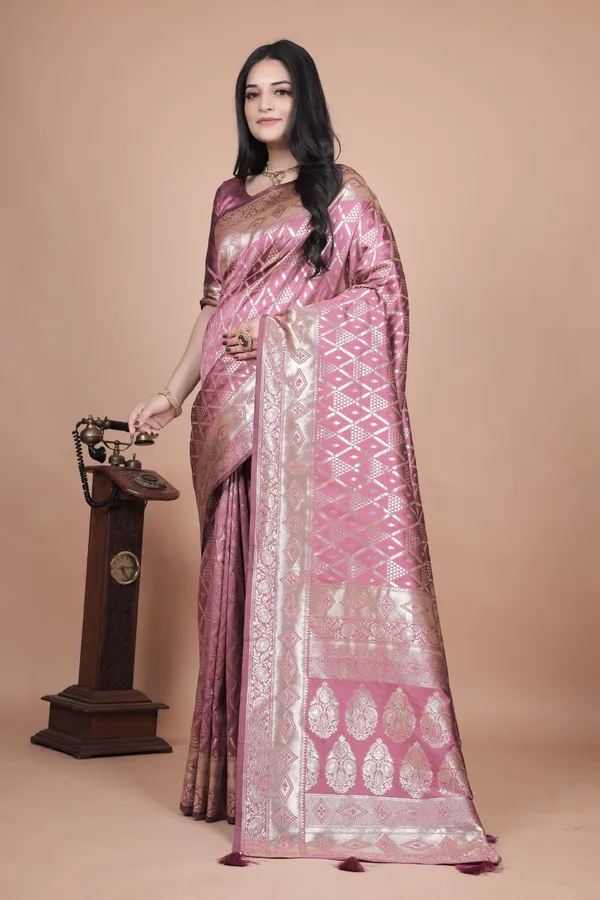 Mauve_Banarasi_Silk_Saree_with_Silver_Geometric_&_Floral_Zari_|_Wedding_&_Festive_Wear_|_Elegant_Designer_Saree