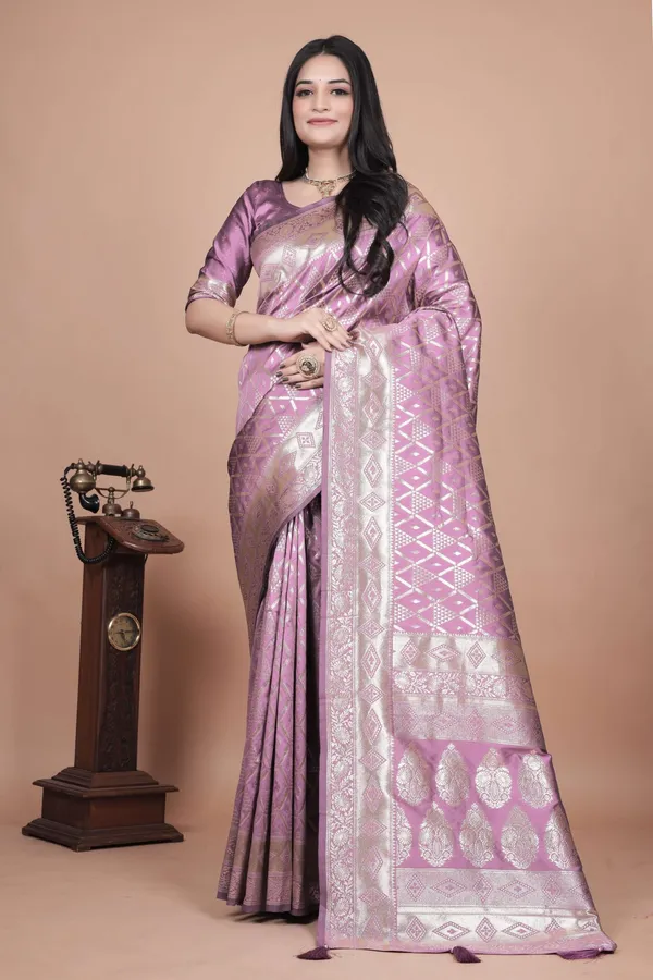 Lavender_Banarasi_Silk_Saree_with_Silver_Zari_Geometric_&_Floral_Weaving_|_Wedding_&_Festive_Traditional_Saree