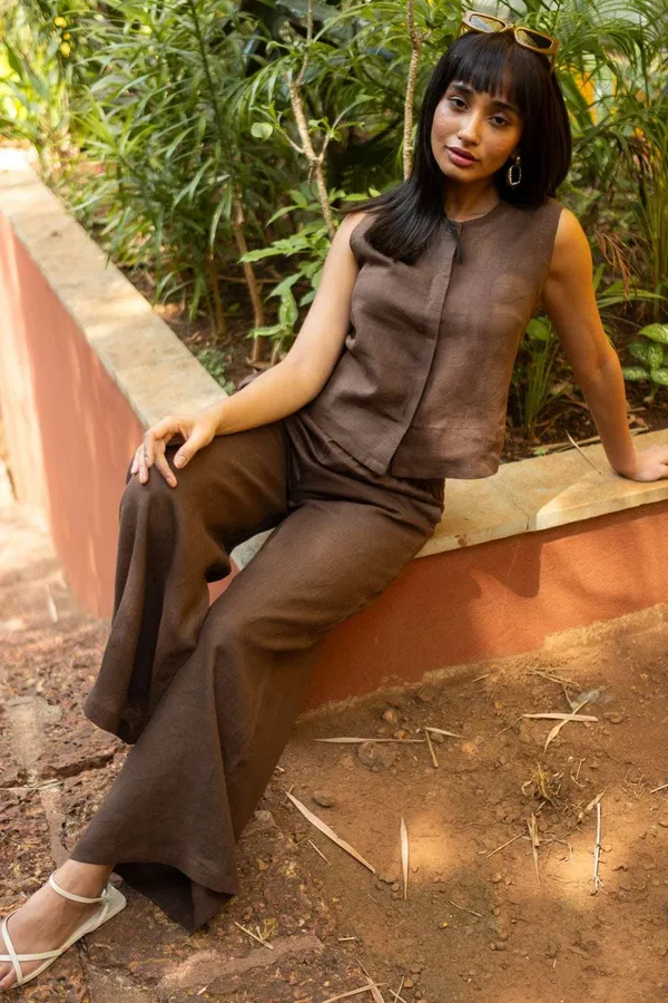 Women's_Cotton_Solid_V_Neck_Sleeveless_2_Piece_Outfit_Loose_Tank_Top_and_Wide_Leg_Palazzo_Pants_Sets_cord_set_(_Brown_)_-_XXL