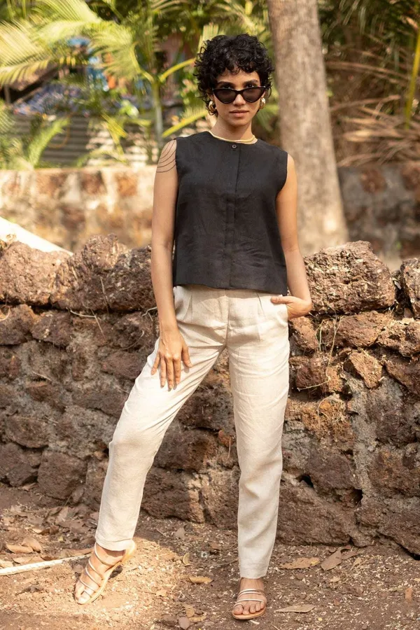 Women's_Cotton_Solid_V_Neck_Sleeveless_2_Piece_Outfit_Loose_Tank_Top_and_Wide_Leg_Palazzo_Pants_Sets_cord_set_(_Black_)_-_XL