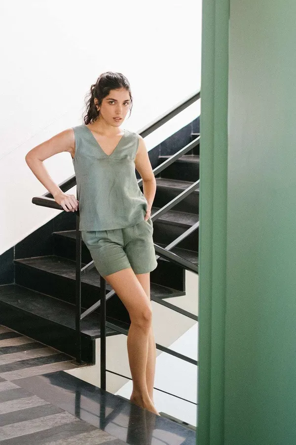 Women's_Cotton_Solid_V_Neck_Sleevleess_2_Piece_Outfit_Loose_Tank_Top_and_Shot_Scult_Sets_cord_set_(_Pista_Green_)_-_XXL