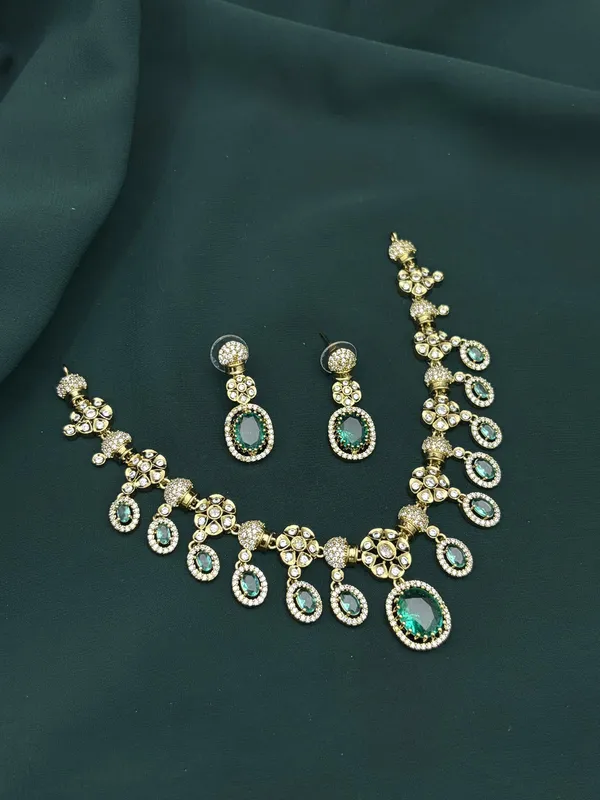 Royal_Green_Ad_Alloy_Floral_Oval_Stone_Necklace_Set_For_Women