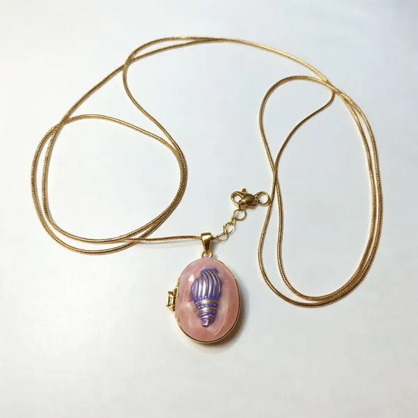 Pink_Stainless_Steel_Pendant_Neck_Chain_For_Women