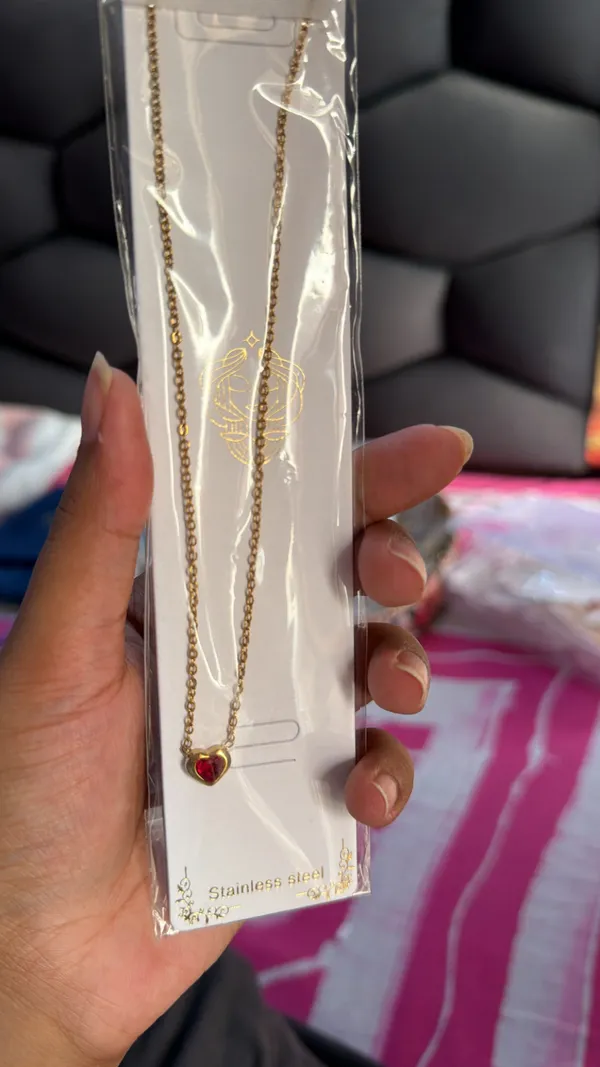 Red_Stainless_Steel_Heart_Pendant_Neck_Chain_For_Women