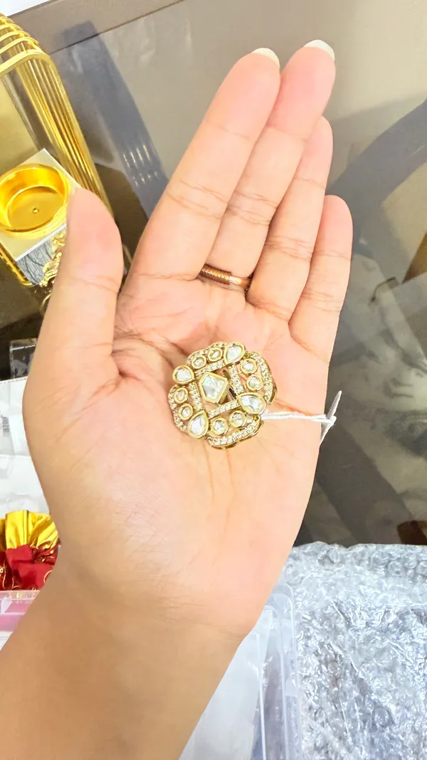 Gold_Alloy_Kundan_Stone_Pendant_Ring_For_Women