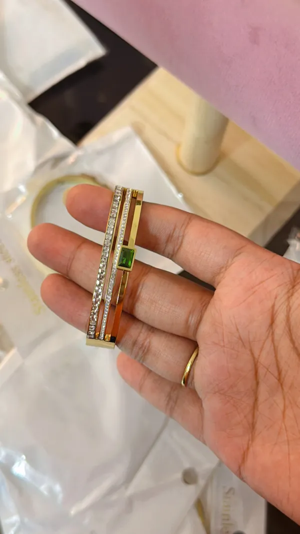 Gold_Tone_Green_Stone_Studded_Bangle_for_Women