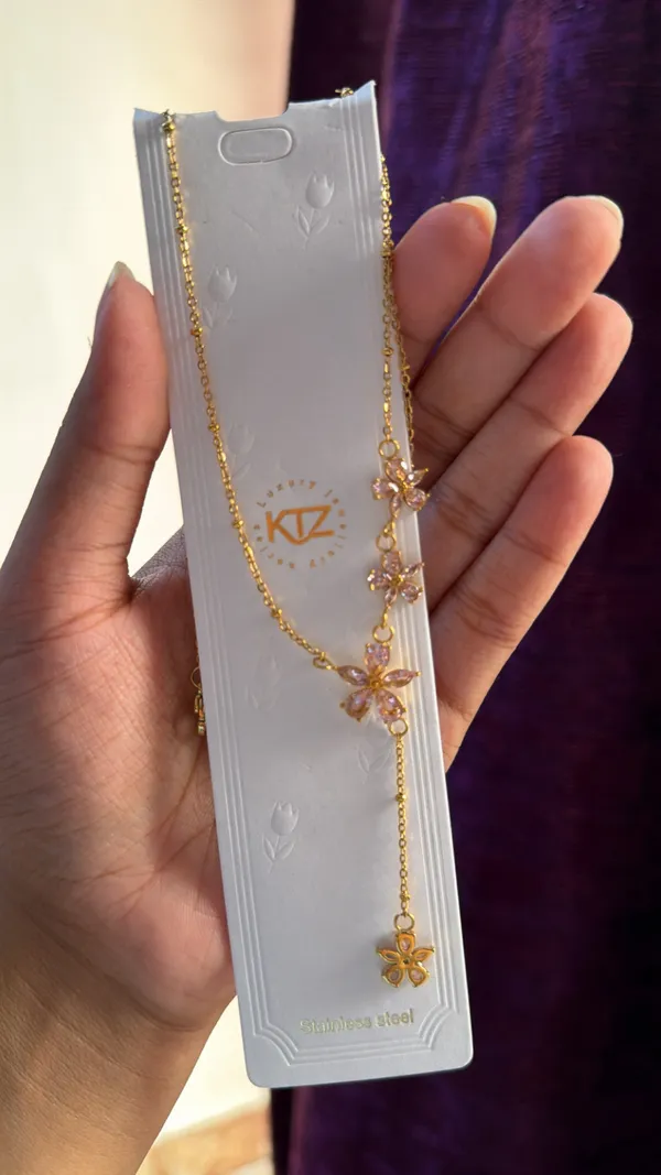 Pink_Stainless_Steel_Floral_Pendant_Neck_Chain_For_Women