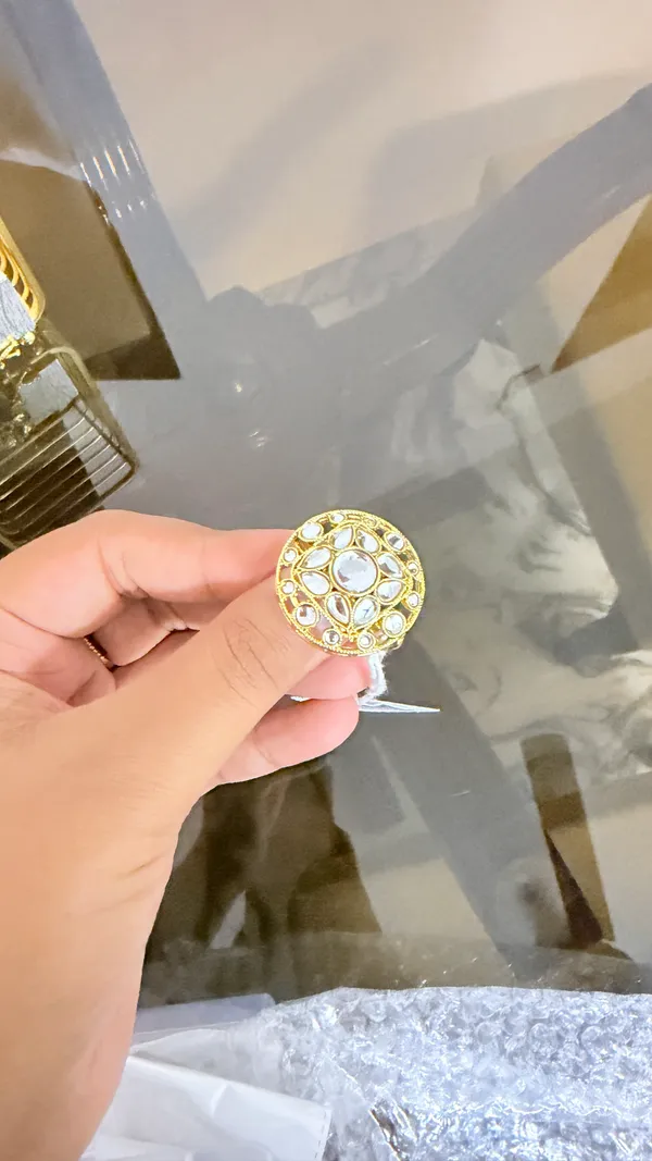 Gold_Kundan_Circular_Stone_Ring_For_Women