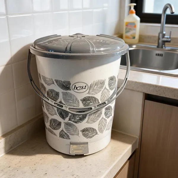 Plastic_Everyday_Leaf_Print_Pedal_Dustbin