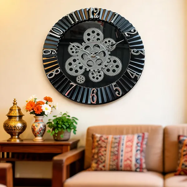 Metal_Industrial_Gear_Design_Black_Silver_Wall_Clock