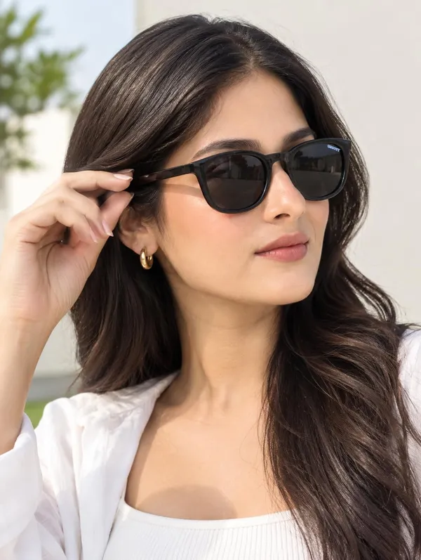 Black_Polarized_Oval_Sunglasses_For__Unisex