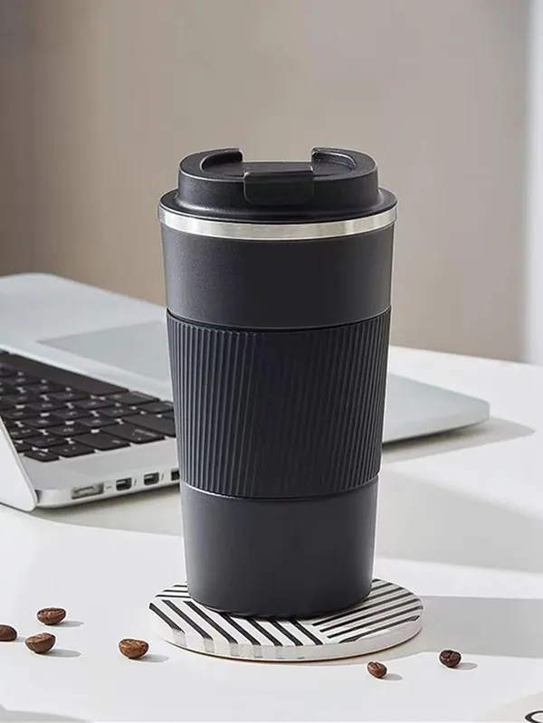 Black_Ribbed_Travel_Coffee_Mug