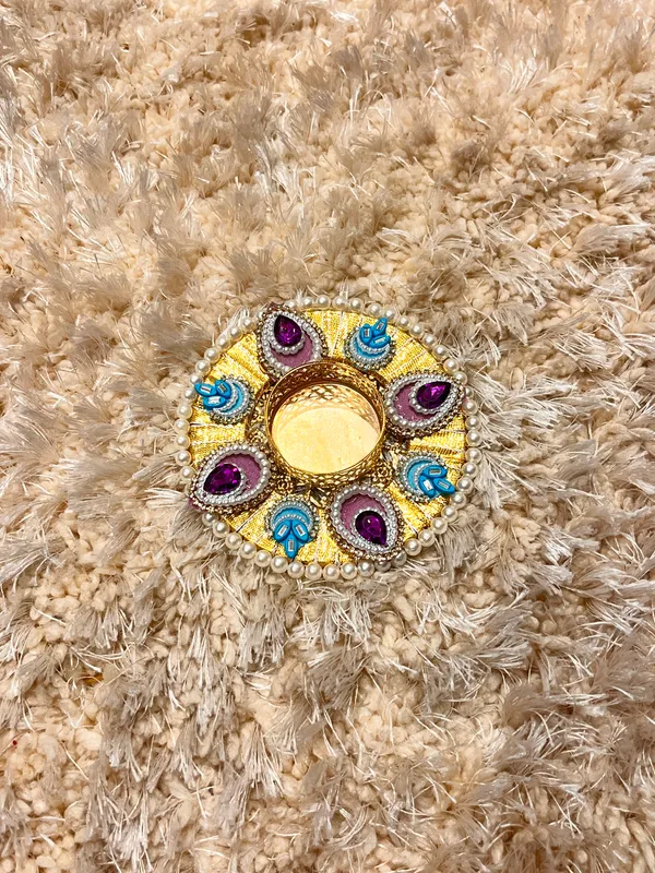 Metal_Festive_Embellished_Round_Diya_Holder