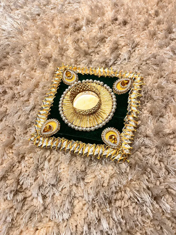 Metal_Festive_Embellished_Diya_Thali
